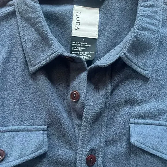 Vuori Men's Recycled Fleece Button Down Aspen Shirt Jacket Blue | Large - Picture 3 of 5